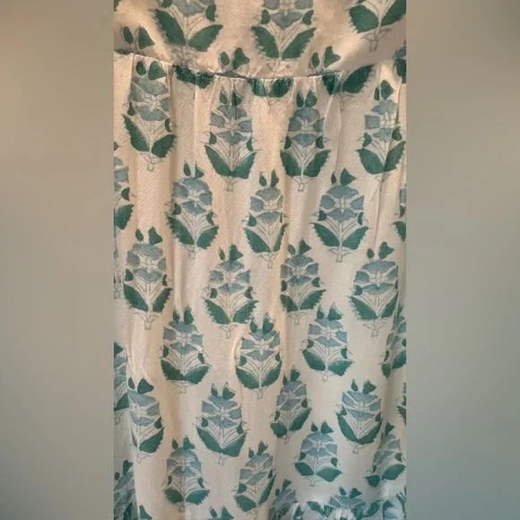 💙 J. Marie Dress 💙 - Picture 4 of 5